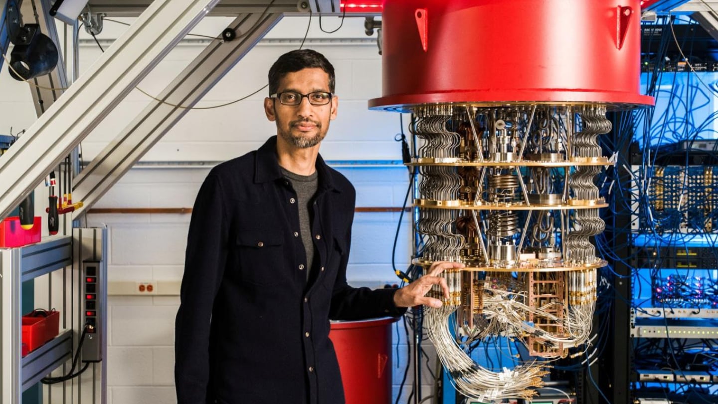Kvantový počítač v laboratoři Googlu a CEO Sundar Pichai